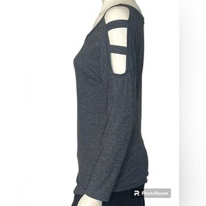 Splash Cut Shoulders Gray Top Sz Large